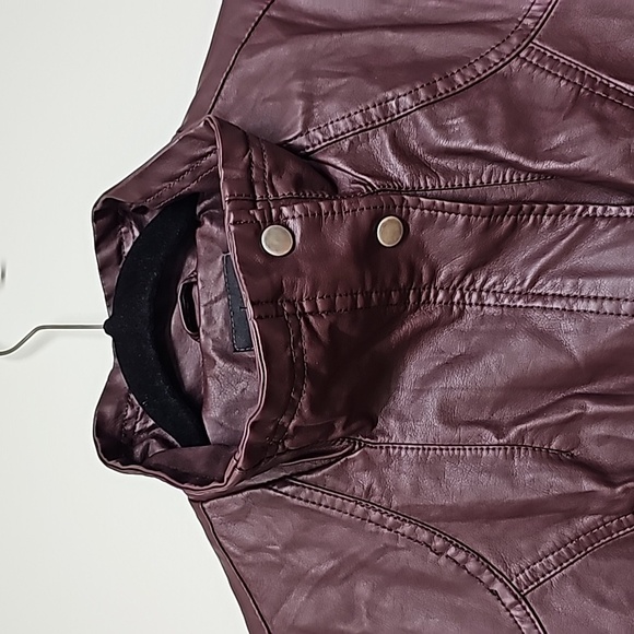 RD Style Merlot color Vegan Leather Zip Up Jacket Women’s Size Large - Picture 7 of 12